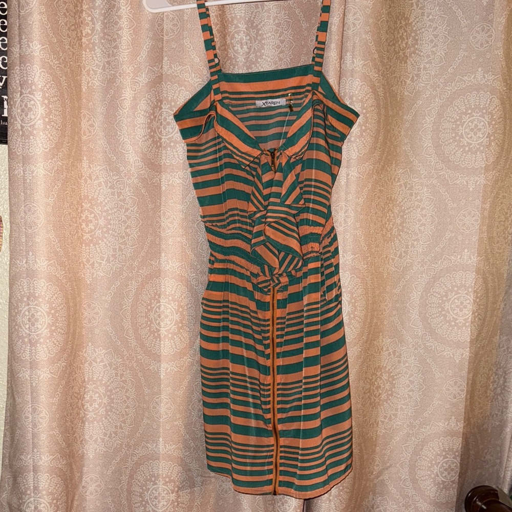 XTaren ✨🥰👗🧡Striped Mini Dress in Green and Orange with zipper design